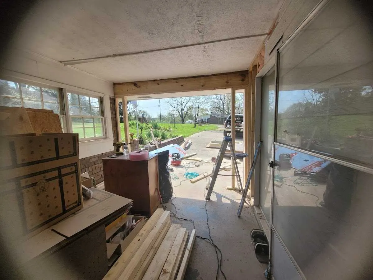 Air movers and dehumidifier for Drying & Dehumidification in Salmon Creek